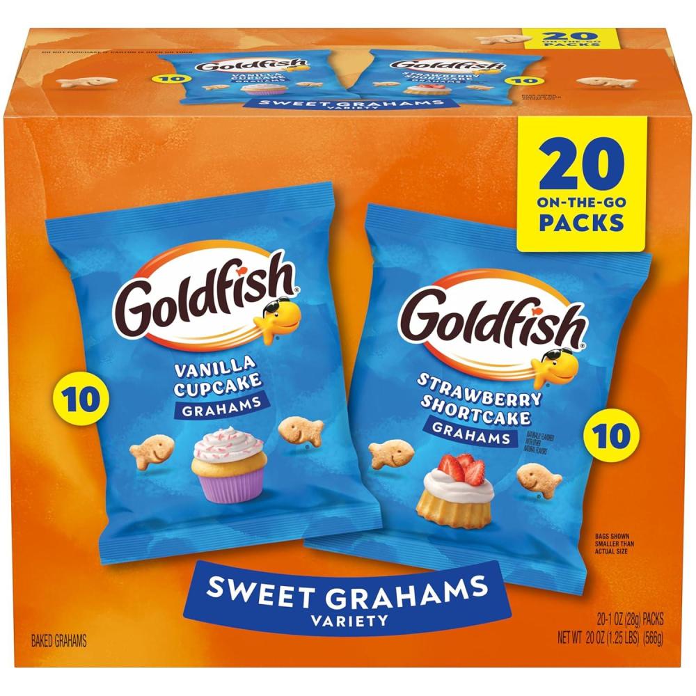 image:imageGoldfish Valentines Day Strawberry Shortcake Flavored Baked Graham Snacks 24 Count 075 OzGrahams Variety