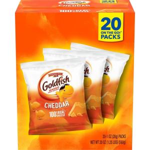Goldfish Valentine’s Day Strawberry Shortcake Flavored Baked Graham Snacks, 24 Count 0.75 Oz(Cheddar)