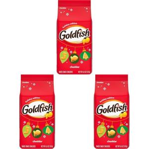 Goldfish Holiday Shapes Cheddar Crackers, 6.6 Oz Bag(6.6 Ounce (Pack of 3))